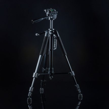 Aaronia alumiinitripodi