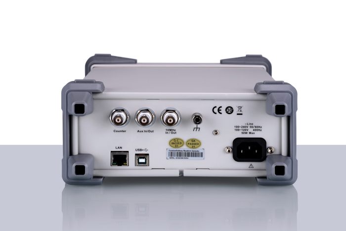 Siglent SDG2042X 40MHz Funktiogeneraattori